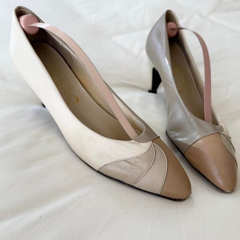 selbys cream‎ leather vintage heels womens 7.5